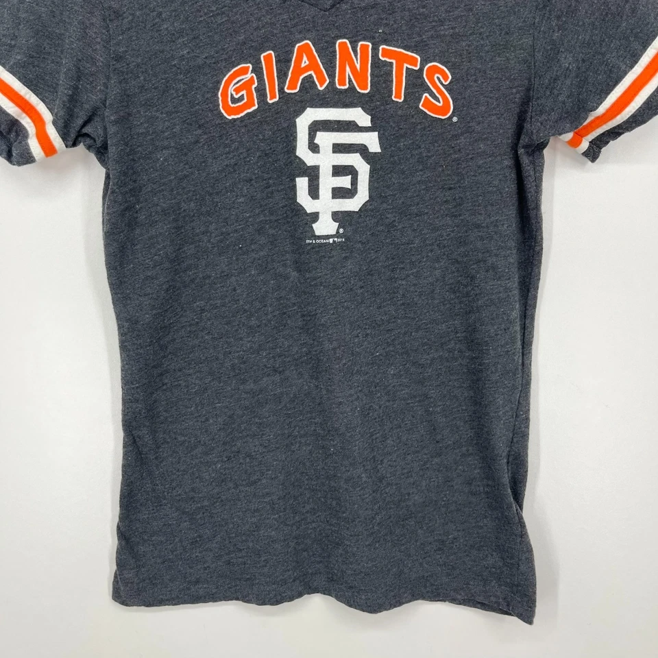 Camiseta de béisbol de los Gigantes de San Francisco para niñas XL gris MLB cuello en V 5th & Ocean Foto 3 de 4