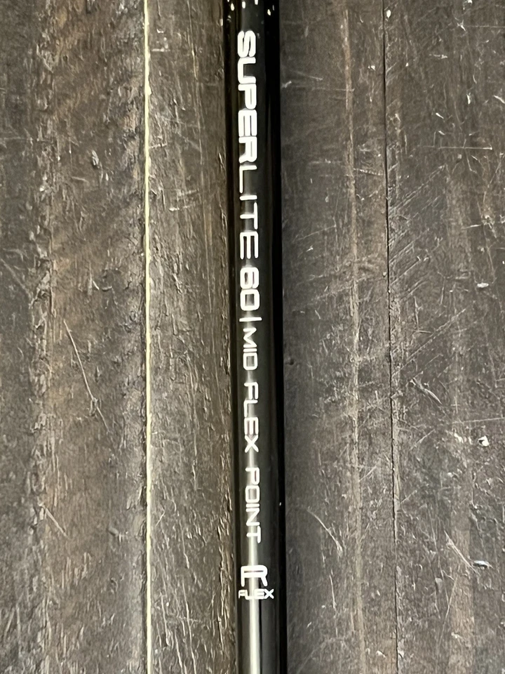 Cobra F-MAX Draw 7 Iron 31.5* SuperLite 60 Graphite Regular 36.75" Lamkin REL - Image 4 of 4