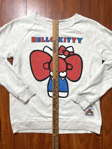 Hello Kitty 40th Anniversary Gray Sweatshirt Womens Size Small 21.5x18.5 - Picture 4 of 6