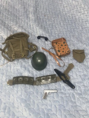 combat Field Set w/ Helmet GI JOE lot VINTAGE 1964 HASBRO