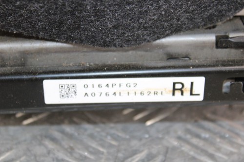 TOYOTA PRIUS IMPORT MK4 ZVW51 Front Left Passenger Seat leather 2020 2019-2022 - Picture 8 of 11