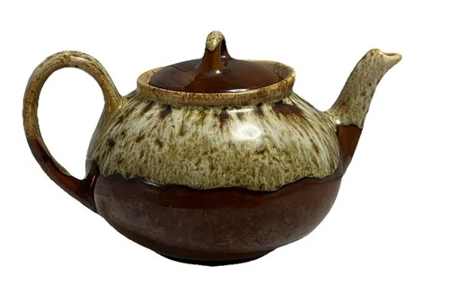 Vintage McCoy Brown Drip Glaze Pottery Tea Pot With Lid Made In USA