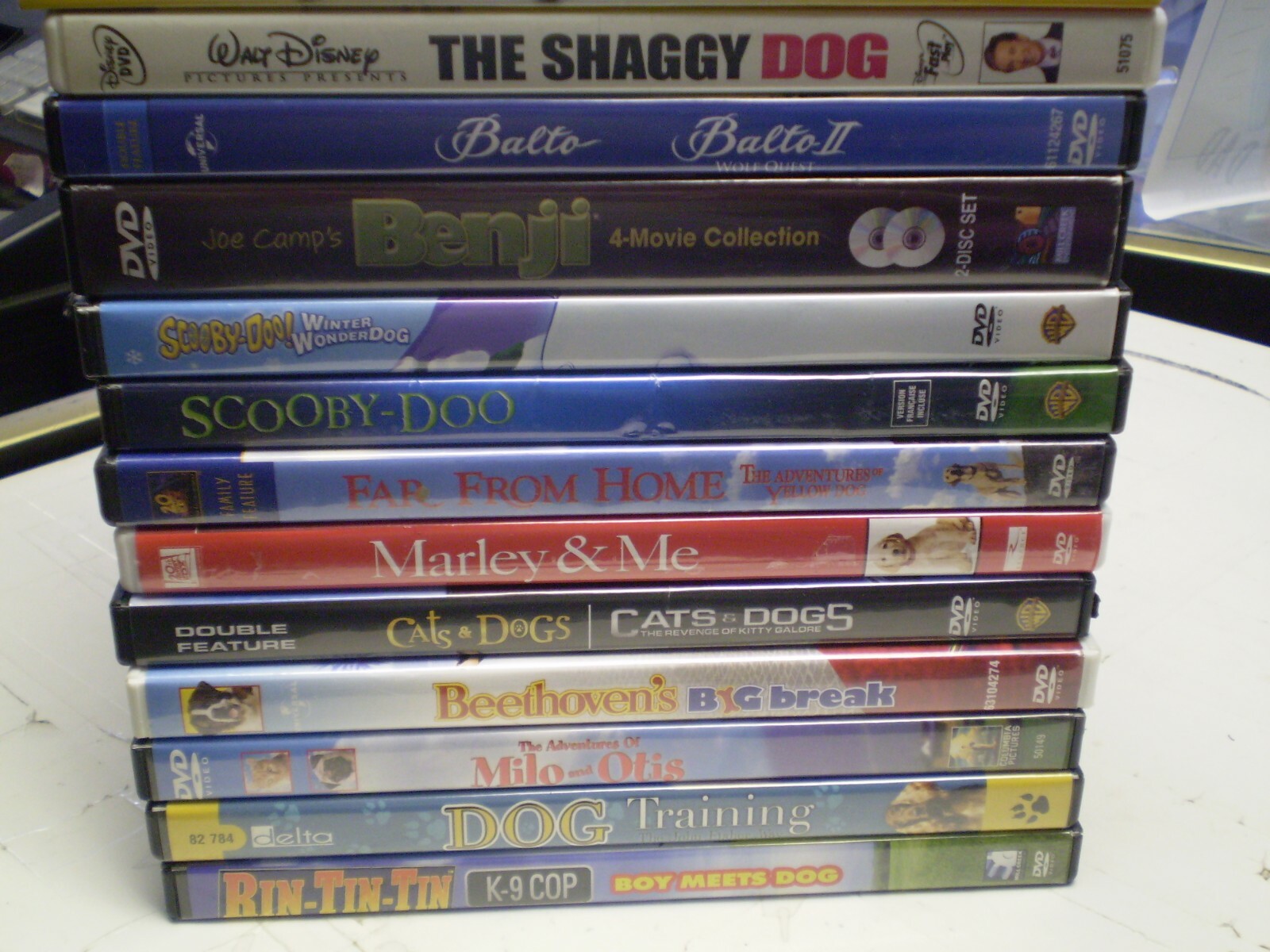 (29) Children's Dog Theme DVD Lot: (9) Disney Scooby-Doo Beethoven ...