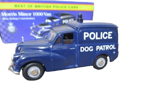 MORRIS MINOR 1000 VAN IN BLACK & YELLOW RINGTONS TEA LIVERY; 1/43