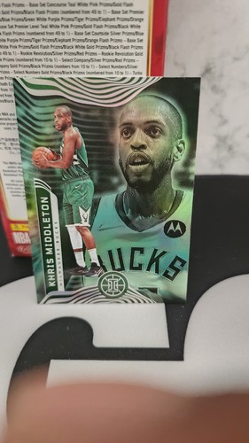 2021-22 Panini Illusions - #50 Khris Middleton EMERALD - Picture 3 of 3