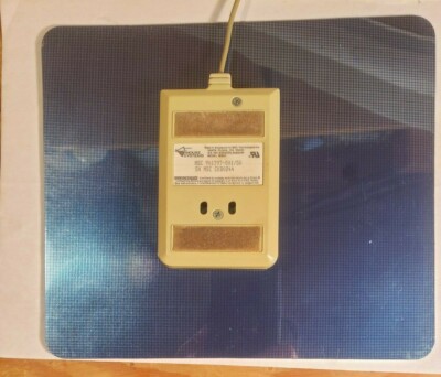 1985 Macintosh 512K: (1024) ram, ext. Floppy, Optical Mouse+pad