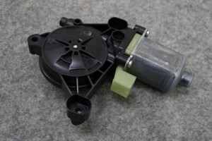 Org Audi Q3 F3 VW Golf 7 Tiguan Fensterhebermotor 5Q0959802C vorne rechts links