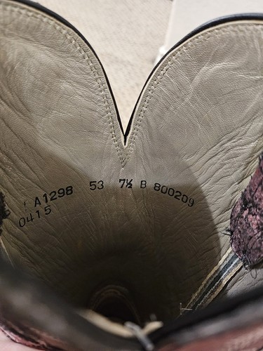 Lucchese Distressed Goat Leather Cowgirl Boot NWOB 5.5B - Picture 9 of 11