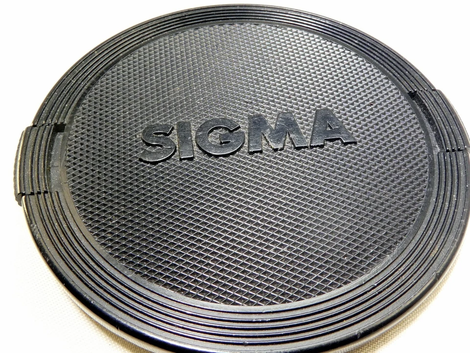 Sigma 72mm Black Lens Front Cap APO AF EX - Image 2 of 4