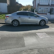 2010 Toyota Avensis silver,manual, reversing camera, radio, cd player, wheel nut