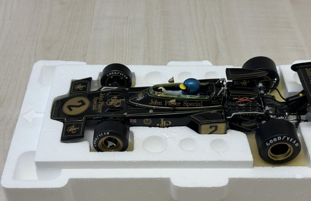 1/18 エグゾト ロータス Type 72E 1973年 F1 イタリアGP 1/18 エグゾト ロータス Type 72E 1973年 F1 イタリアGP - メルカリ