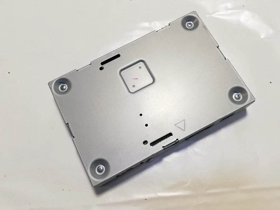 Amplificador Antena VOLVO V40 Cross Country 526 31450597 2.0 Diesel 88kw 30335246 Foto 4 de 4