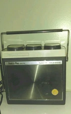 VTG 1970 Realistic RADIOSHACK PUSH'N PLAY AM-FM portable RADIO TESTED. RARE