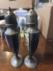 Quaker Sharker Salt And Pepper Shaker Set Silver Plate And Enamel — photo 4