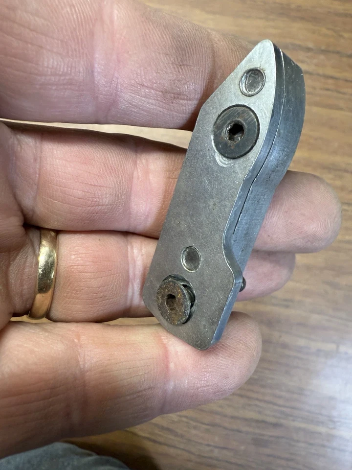 Pin de golpeador de 2 puertas Jaguar XKE E Type Series #2 Foto 2 de 4