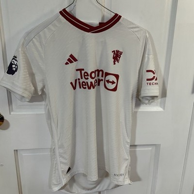 Manchester United 2023-24 Rasmus Højlund (#11) Jersey Size Large