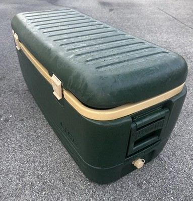 Igloo 120 qt Hard Cooler Forest Green