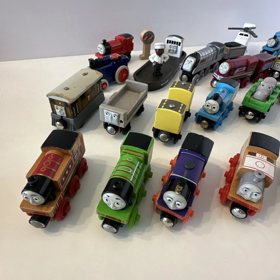 Thomas el Tren Trenes de Madera y Amigos Raro Lote De Colección Foto 2 de 4