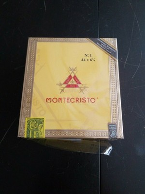 Montecristo Number One Collectors 5''x6'' Cigar Box With Flip Up Lid