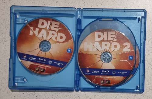 LIKE NEW Die Hard 25th Anniversary Legacy Collection 1-5 Blu Ray 5 Movies - Picture 3 of 13
