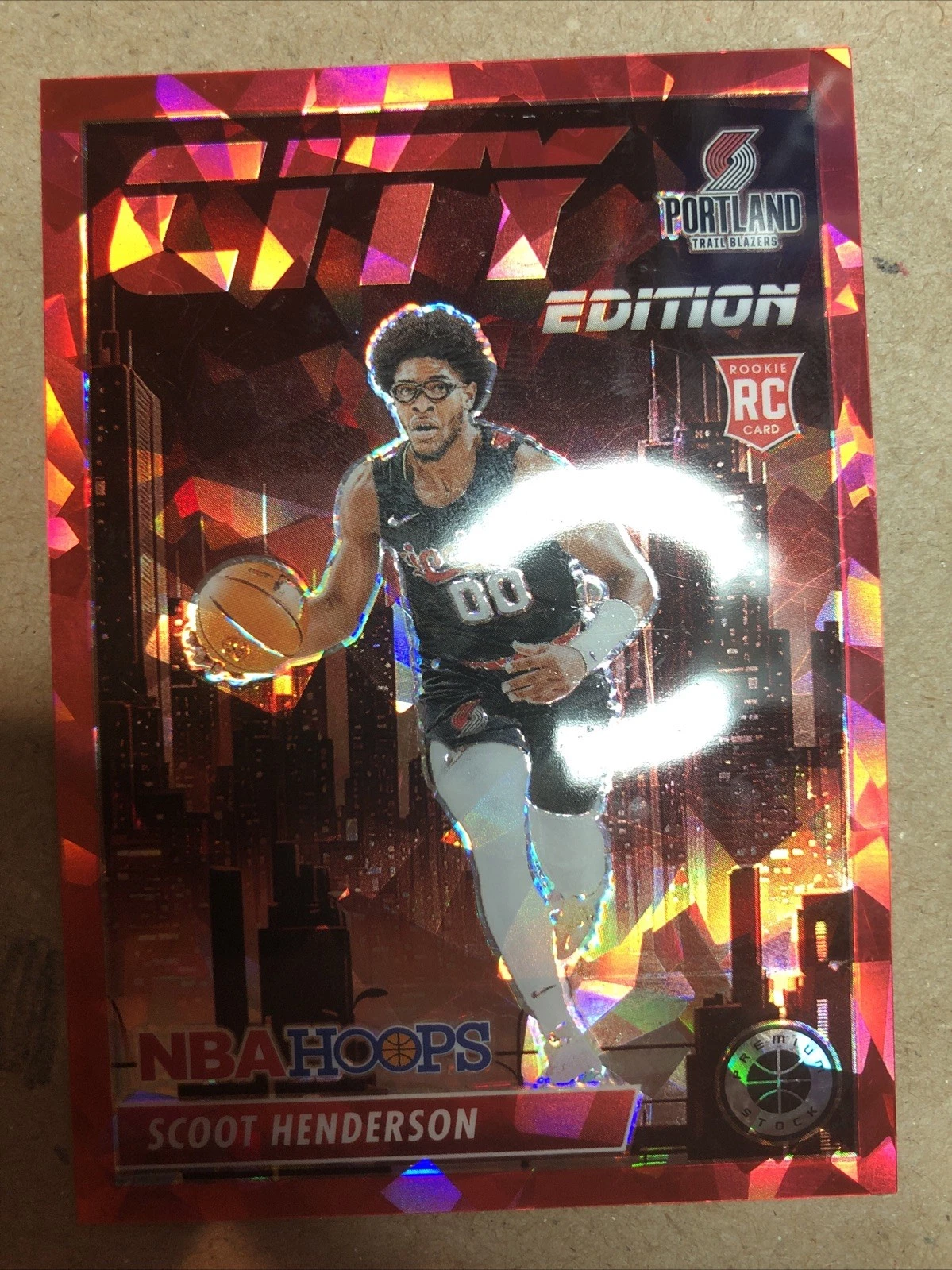 2023-24 Nba Hoops Premium Stock - City Edition Scoot Henderson Red Ice /99 (RC)
