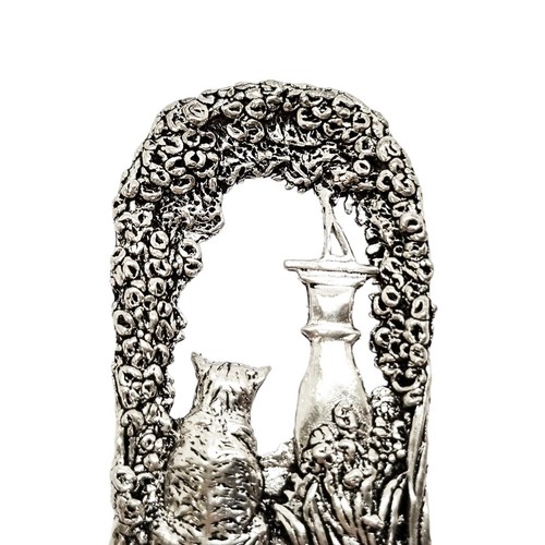 Vintage Welsh MASJ cat in window novelty statement brooch, silver on pewter - Picture 6 of 9