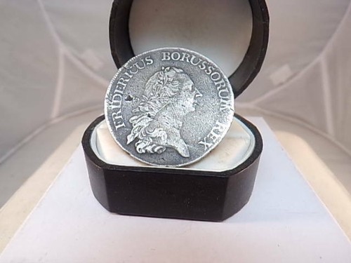 Prussian 1 Thaler Dated 1772B Fridericus Borussorum thaler (CHOP MARKS) # C 1673 - Picture 4 of 7