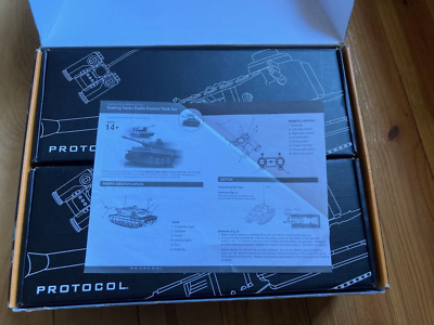 Set De 2 Chars Radiocommandés PROTOCOL - Dueling Tanks - 1/24, Son Et Lumière - Neuf