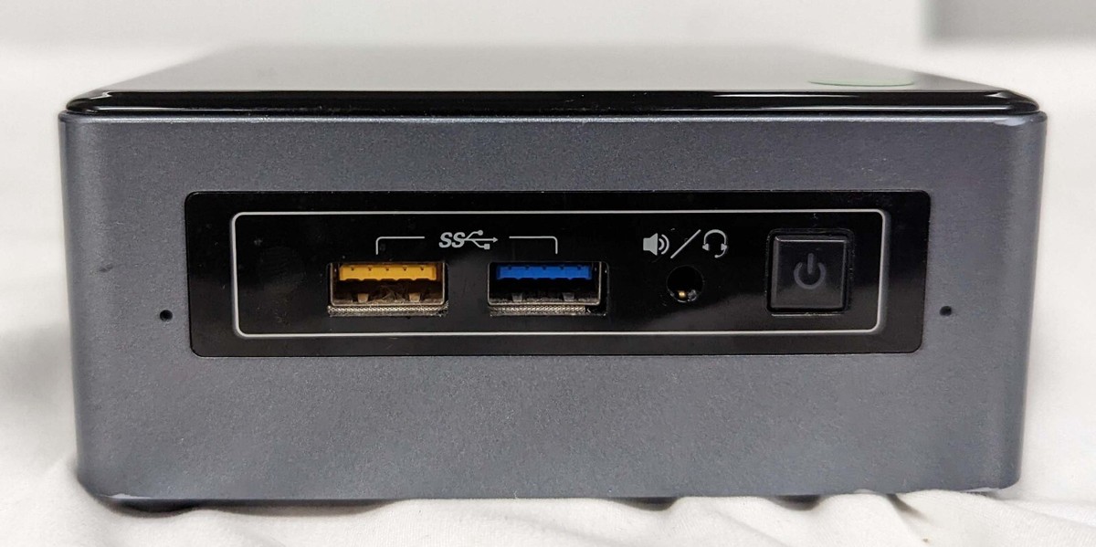 INTEL NUC6CAYS Mini J3455 @ 1.50GHz 2GB Ram 32GB EMMC