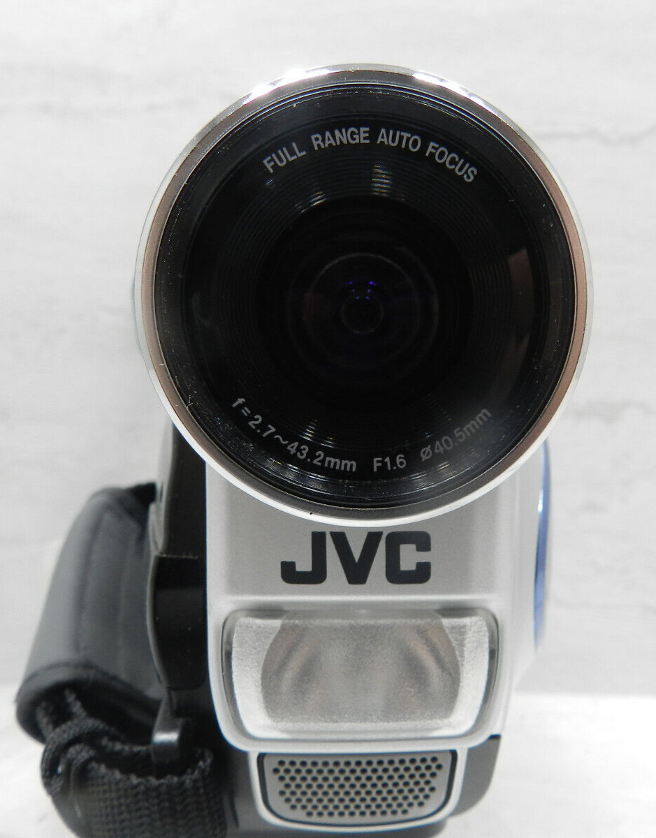 JVC GRSXM260U Compact Super VHS SVHSC Camcorder 700x Digital Zoom