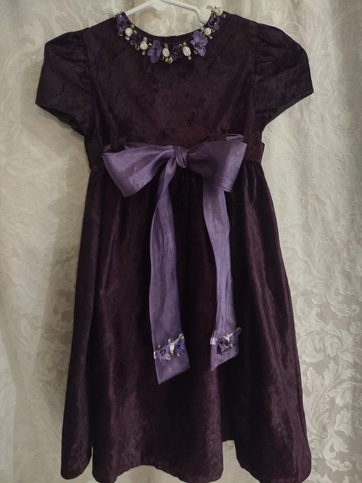 Crushed Velvet Christmas Dress Plum Purple Organza Bow Girl's Size 5 Bonnie Jean - Image 2 of 4