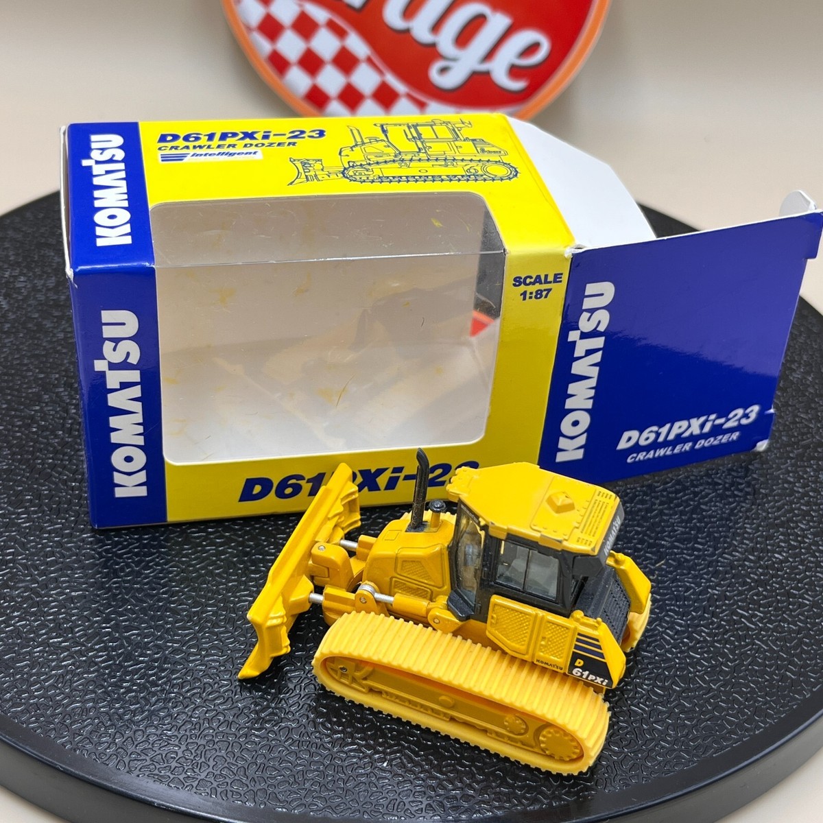 Komatsu 1/87 Crawler Dozer D61PXi-23 Diecast Scale Model Japan 1