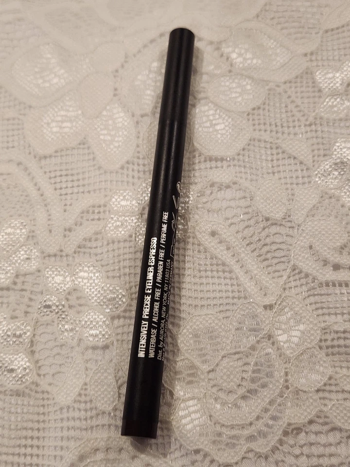 AURORA.Intensively Precise Fine Pen, Eyeliner-DARK BROWN/WATERPROOF,Long Lasting - Image 2 of 3