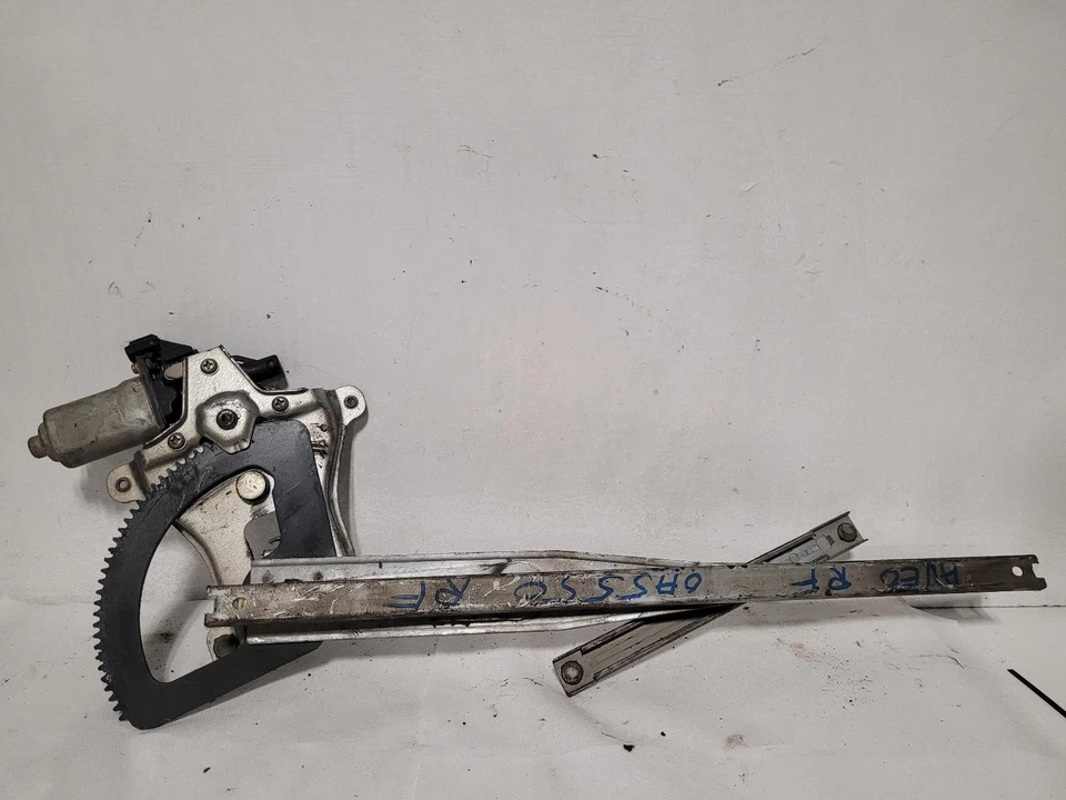 Used Front Right Door Window Regulator Front fits: 2004 Chevrolet Aveo electric Foto 2 de 4