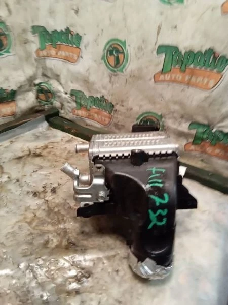 Intercooler 8ARFTS Engine Mounted Fits 18-19 LEXUS GS300 3444505 — 第 2/4 张图片