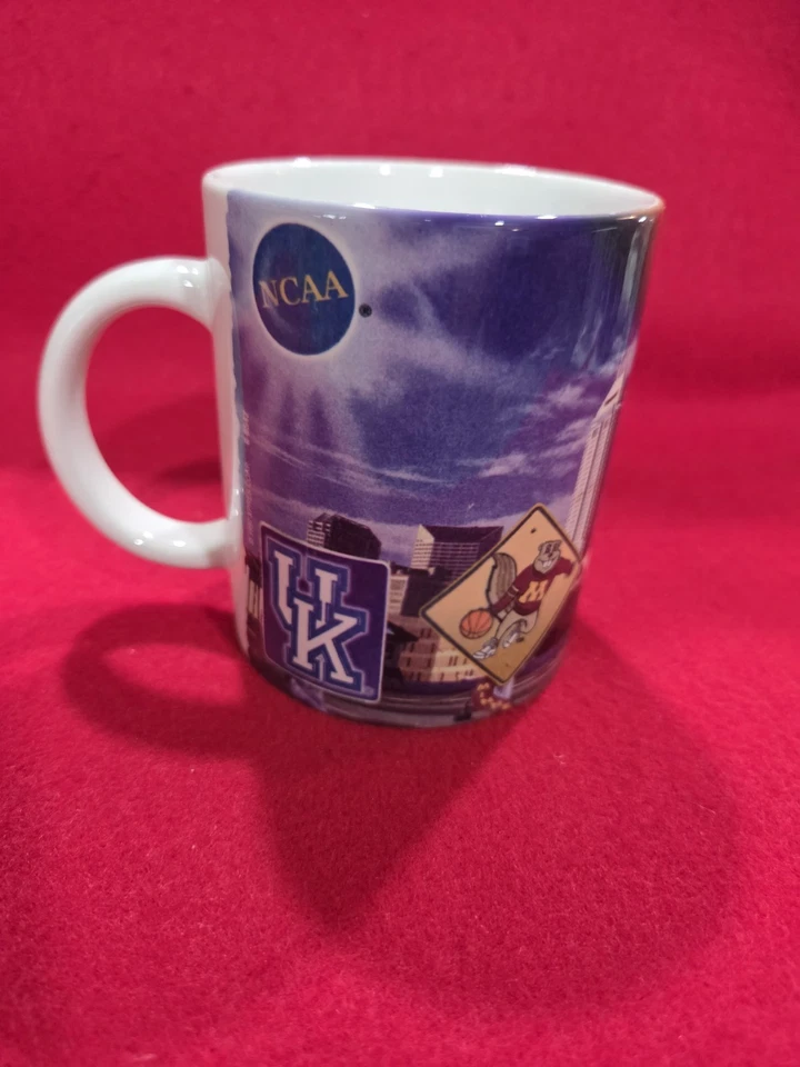 Caneca 1997 NCAA Basketball Final Four - Imagem 4 de 4