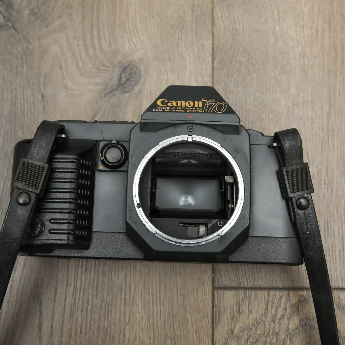 Canon T70 フィルムカメラ Hakubaレンズ付き Amazon.com : Canon T70 35MM SLR Film Camera kit With FD mount Zoom