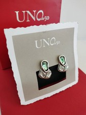 Pendientes plateados con cristal verde