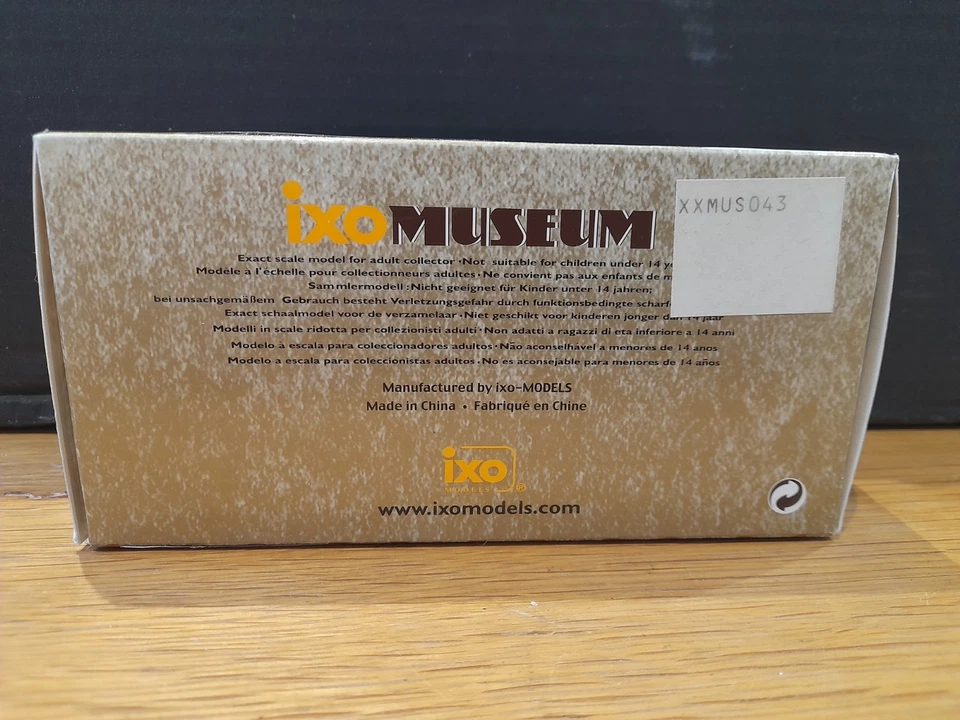 IXO MUSEUM MUS043 1934 PACKARD V12 LeBARON SPEEDSTER COCHE FUNDIDO A PRESIÓN 1:43 EN CAJA Foto 3 de 4