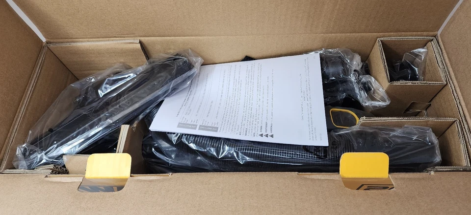 DeWALT 20V Handheld Cordless Vacuum, Tool Only, Car Vac, Shop Vac (DCV501HB) New - Image 3 of 4