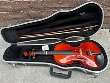 Unbranded 1/2 Violin Made In Czech Republic case,bow,rosin