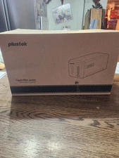 Plustek Opticfilm Series 35mm Film Scanner 8200i Se Brand New In Box