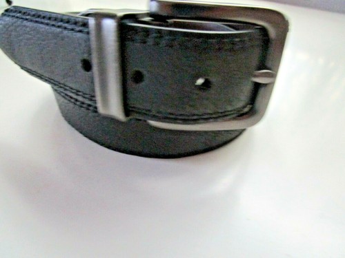 Boy's LEVIS Reversible Belt Black Pebbled/Brown Synthetic Leather Brown Buckle - Picture 9 of 9