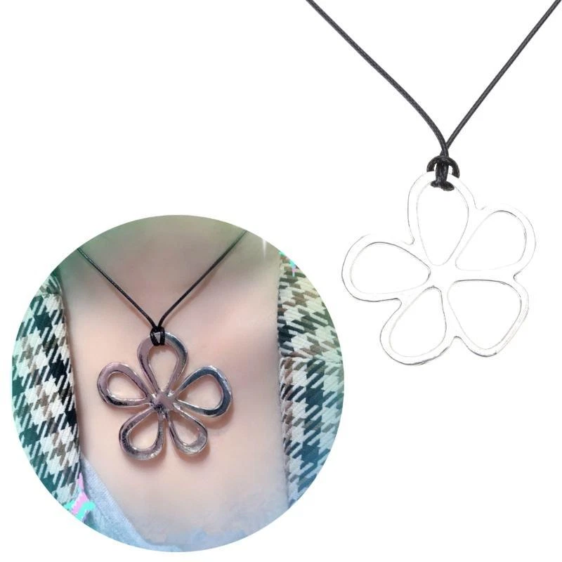 Floral sale pendant necklace