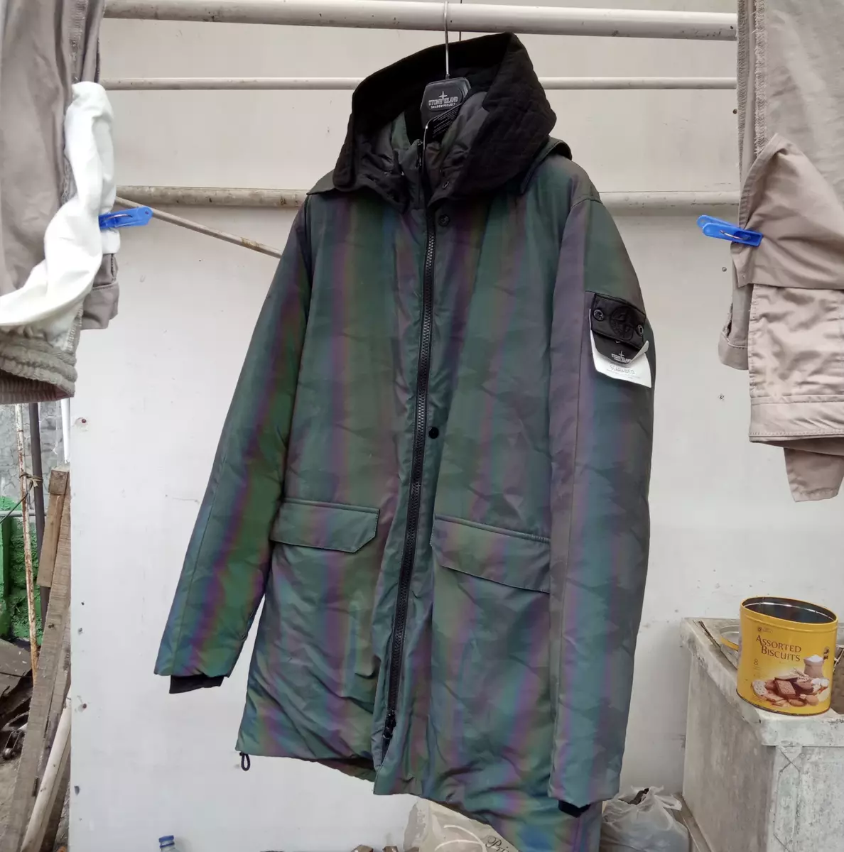 STONE ISLAND SHADOW PROJECT 2018 SCARABEO DOWN PARKA IRIDESCENT