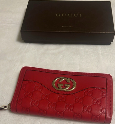 Gucci GG Logo Zip-Around Wallet with Credit Card Slots, Red (Women)