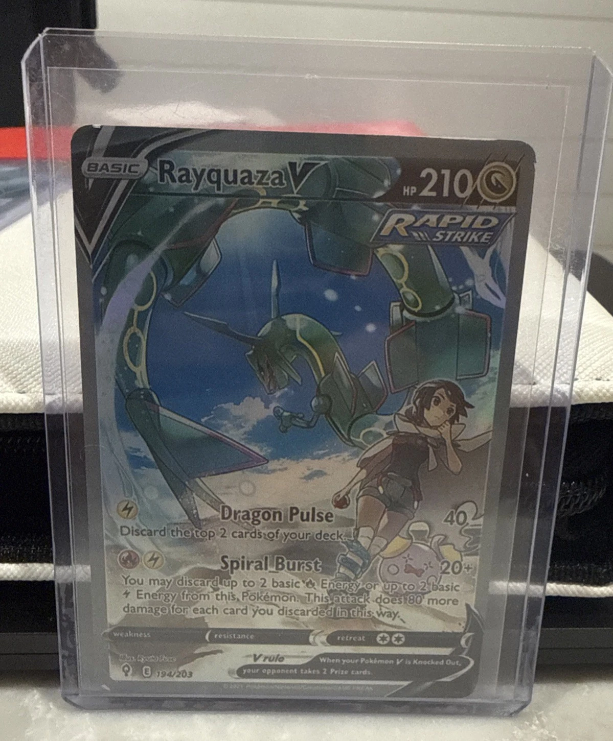 Rayquaza V - Evolving Skies #194 Price & Value ($495.33) | PokeScope