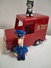 Postman Pat & Jess The Cat Figures In Toy Royal Mail ER PLC Post Delivery Van