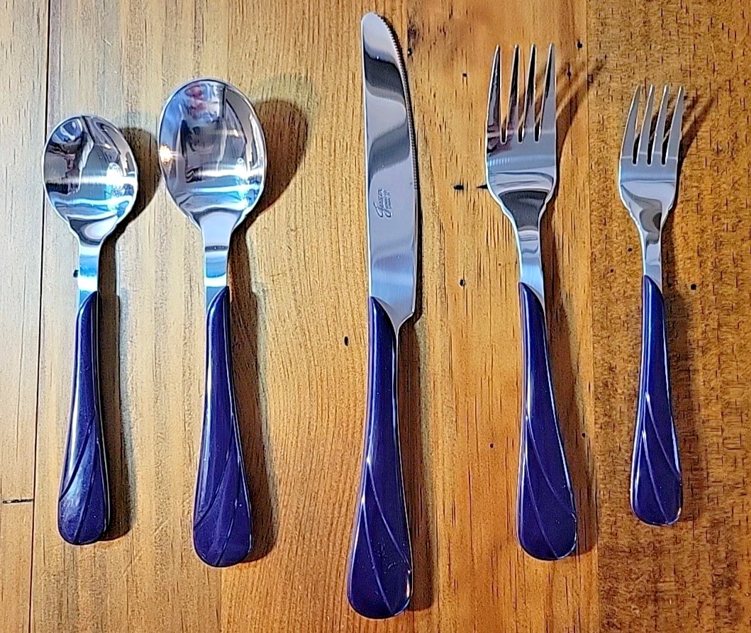 Stainless With Swirl Handle
