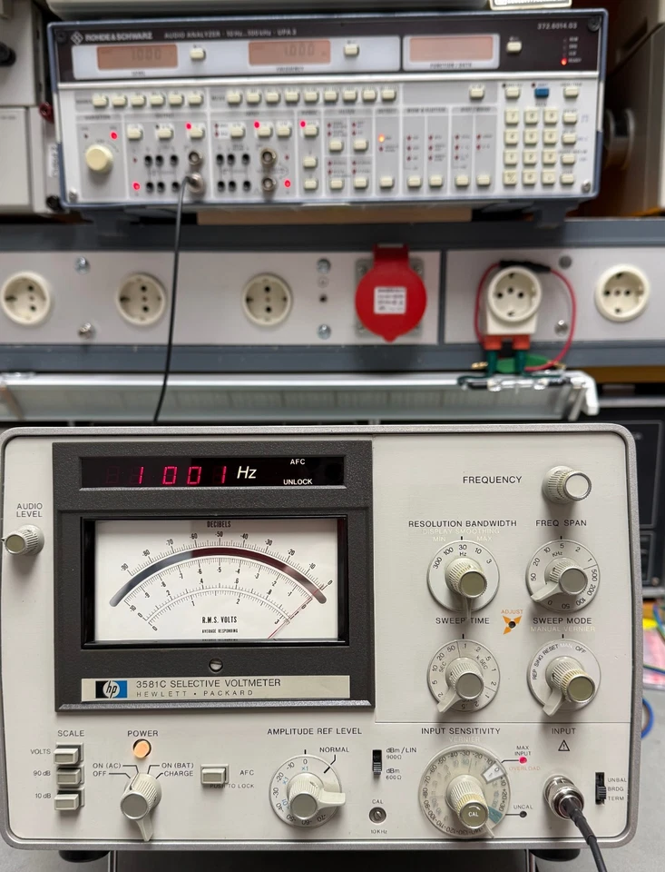 HP 3581C Selective Voltmeter / Wave Analyzer / Spectrum Analyzer - Sammlerzustan - Bild 2 von 4